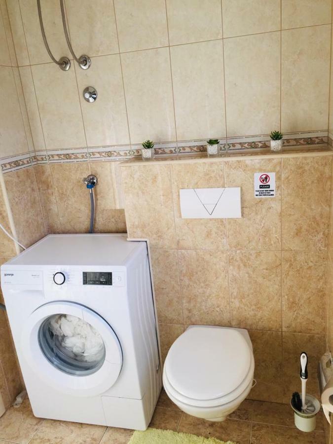 Appartement Sophos à Supetar Extérieur photo